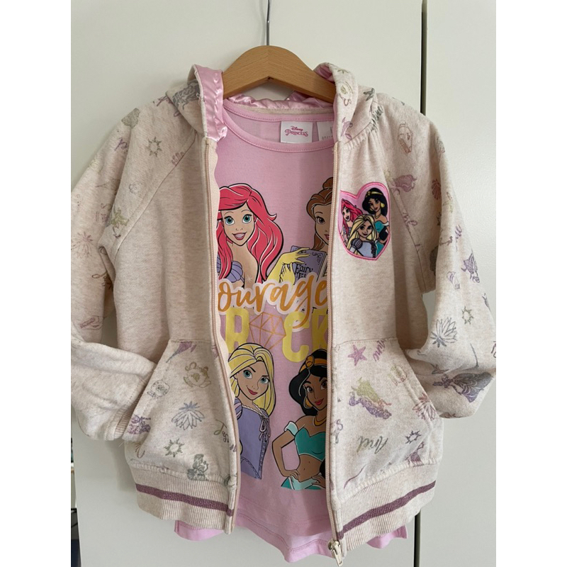 好市多購入 二手女童 迪士尼公主套裝 短袖T恤跟外套 大約4-5歲