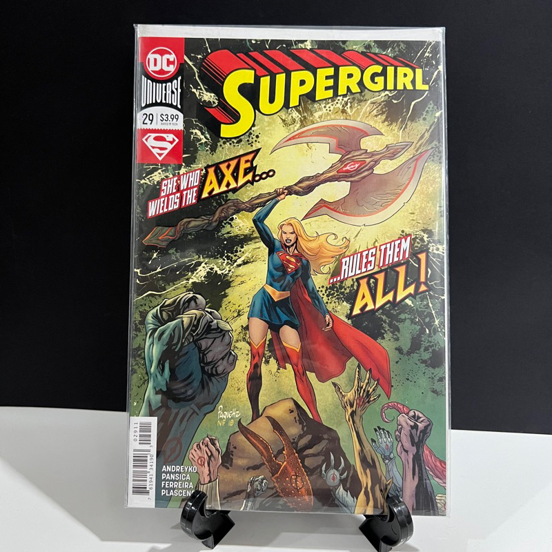 {金鋼代購/寄賣} 二手 美國漫畫 DC Universe Supergirl  超少女拿著斧頭 英文書 漫畫書