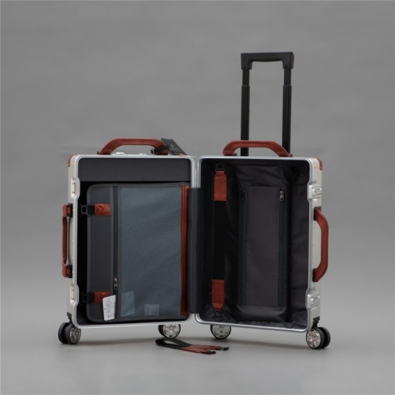 經典設計款行李箱登機箱