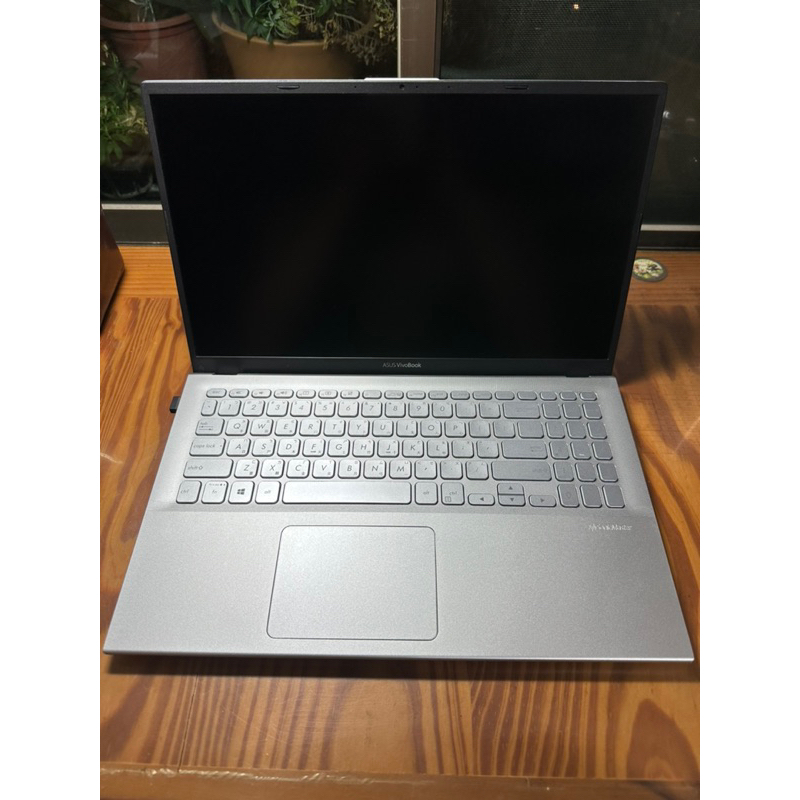 二手ASUS vivobook X512FL 15.6吋筆電 銀色