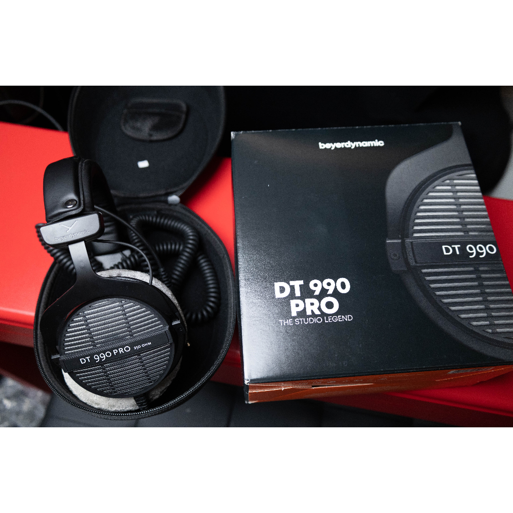 beyerdynamic DT990 pro +DT HARDCASE