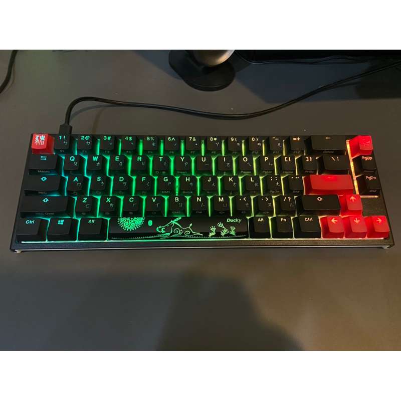Ducky one 2 sf 中刻青軸
