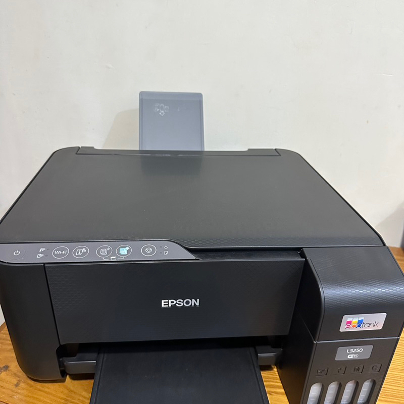 Epson L3250 三合一Wi-Fi 智慧遙控連續供墨印表機 二手