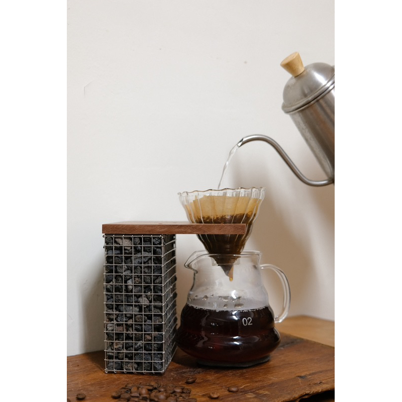 《鐵絲網的春天》火山岩 手沖咖啡  咖啡濾架 V60 咖啡架