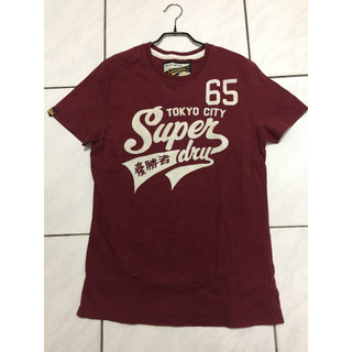 (二手)極度乾燥Superdry正品 男大人棗紅色短袖上衣 size：M