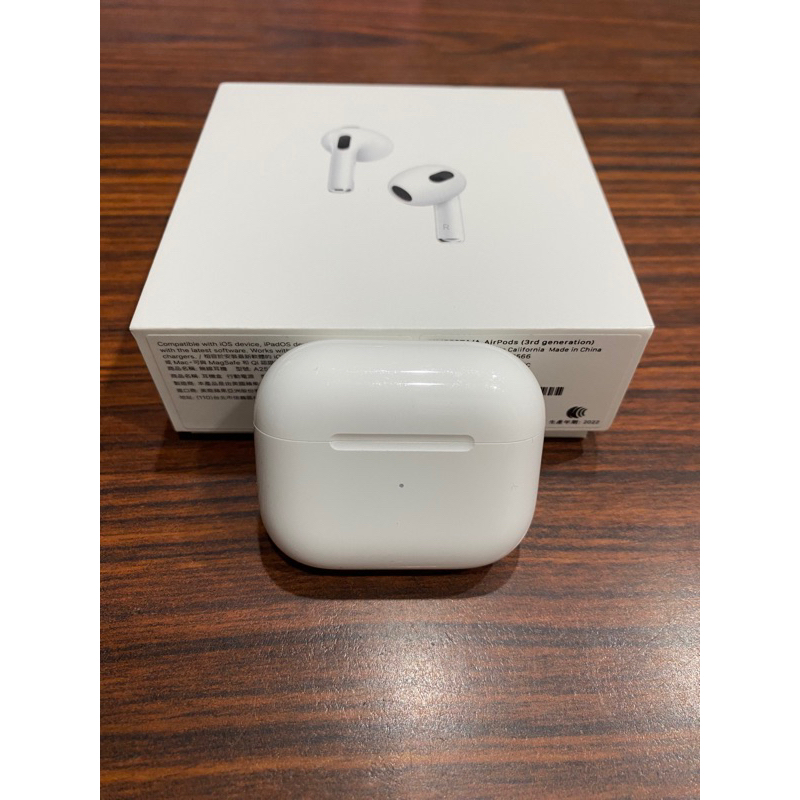 Apple airpods 3代 二手 已過保 彰化可面交 藍牙耳機 無線充電