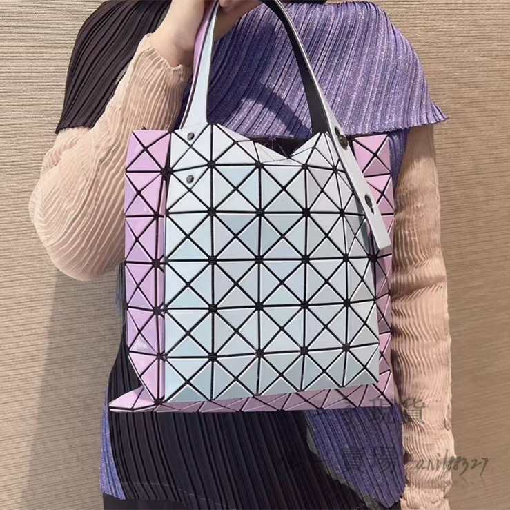 二手精品 三宅一生 Issey Miyake BAOBAO Prise 撞色 袋鼠包 手提包 單肩包 購物袋 紫色拼藍色