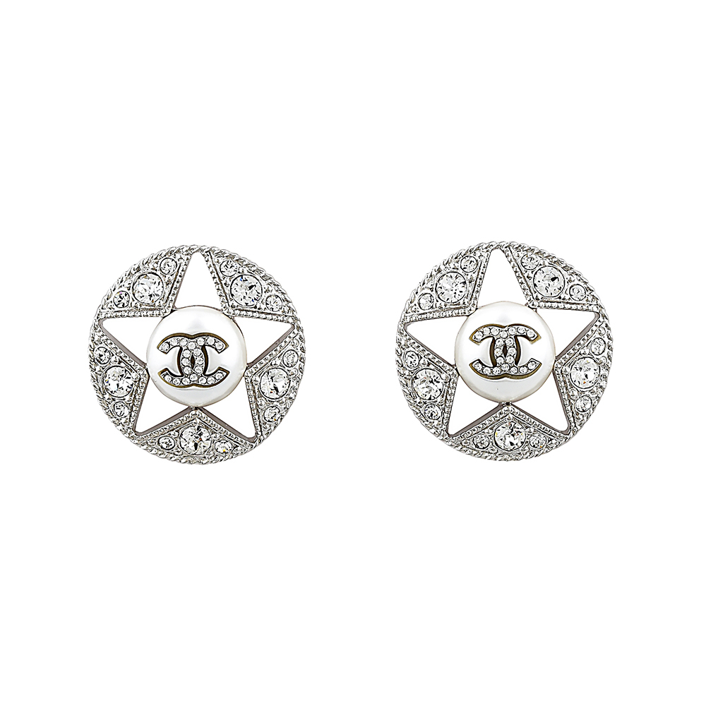 CHANEL 雙C LOGO簍空星星設計鑽鑲飾穿式耳環(銀)