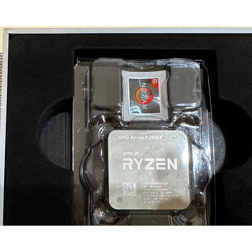 AMD R9 3900X 盒裝 原廠風扇未使用過