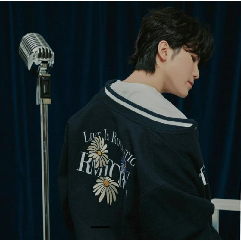 《MR.JK》Romantic Crown 浪漫皇冠 23SS 羊毛 刺繡 雛菊 棒球 外套 夾克 韓國代購 WOOZI