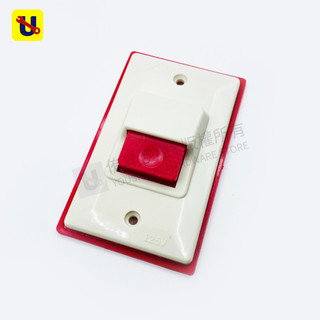 《侑昇五金》臺製－大祥電工 附蓋板防水按鈕 125V 門鈴開關 電鈴壓扣開關 無段開關-含稅