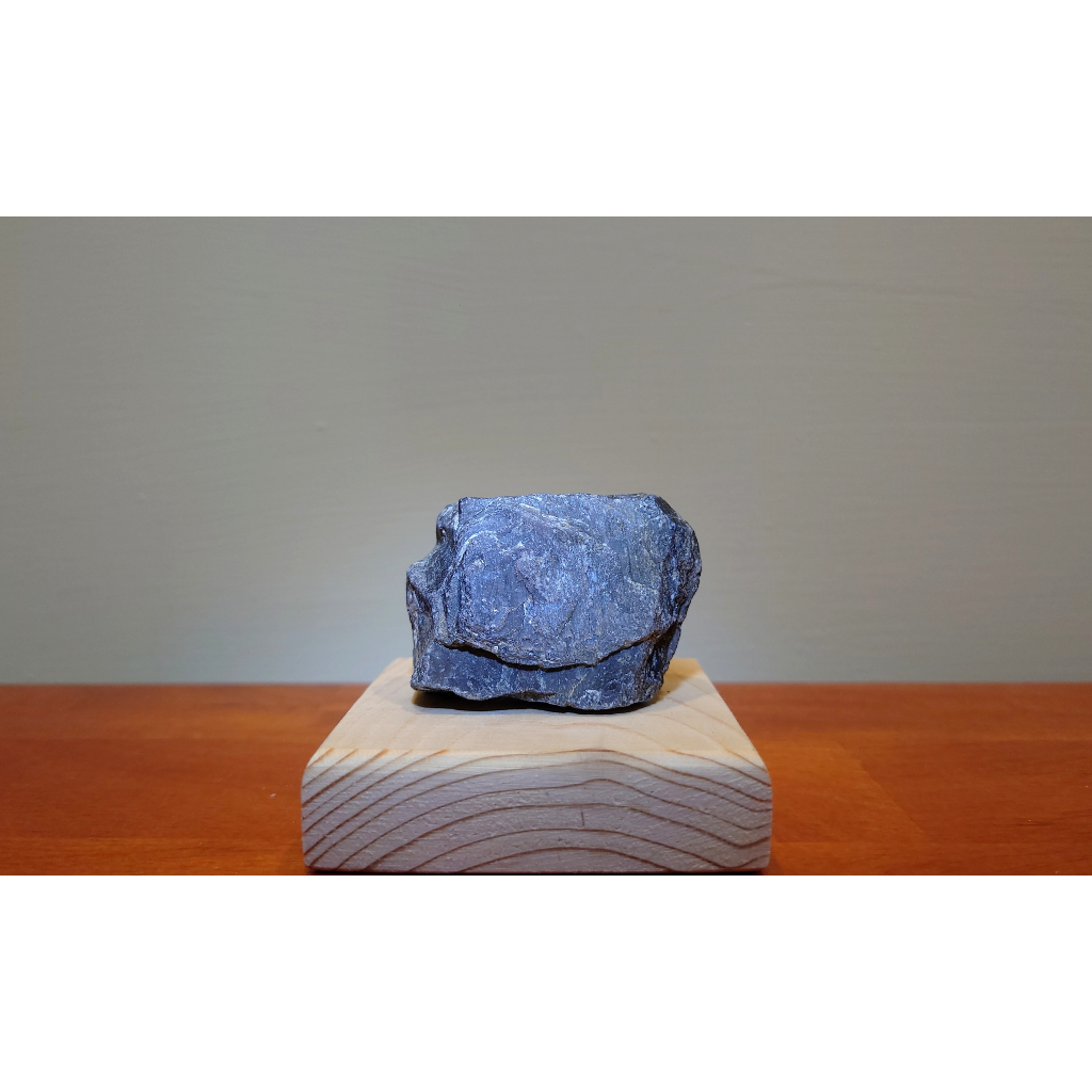 藍寶石  （ 藍剛玉 ） Sapphire 原礦 原石 109 克