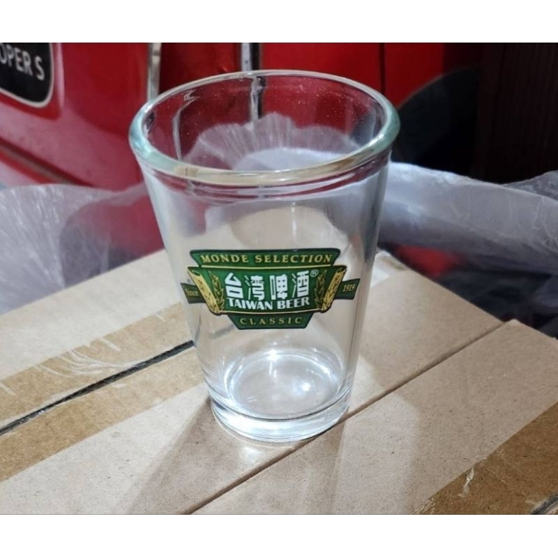 台灣啤酒杯有2種圖案