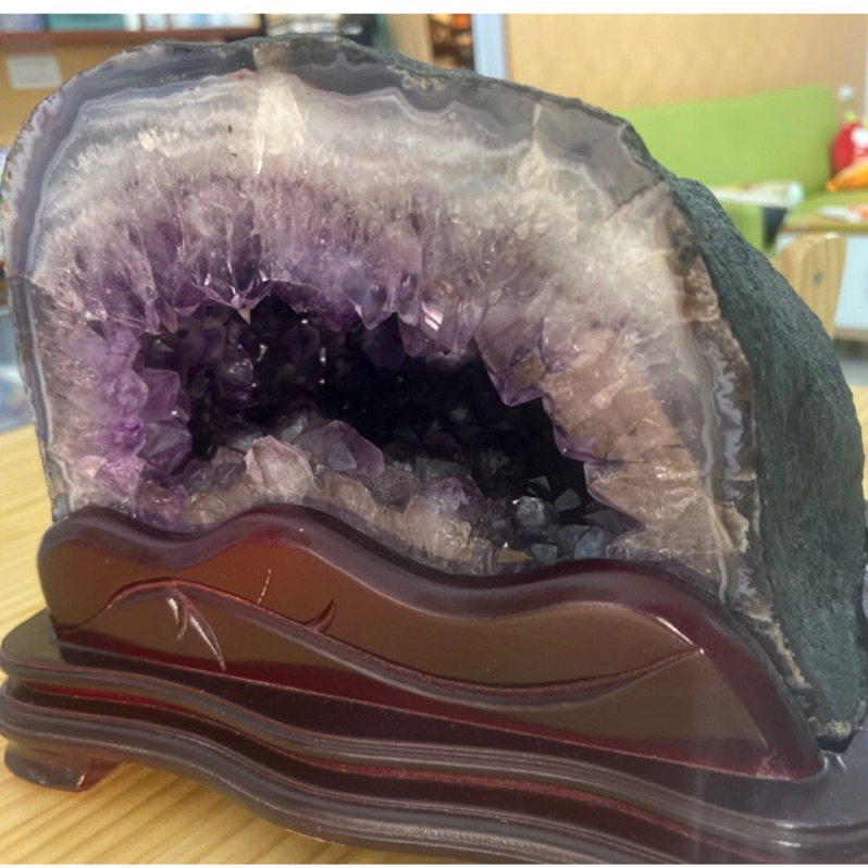 (客訂)紫水晶洞含原木底座／約15-18公斤