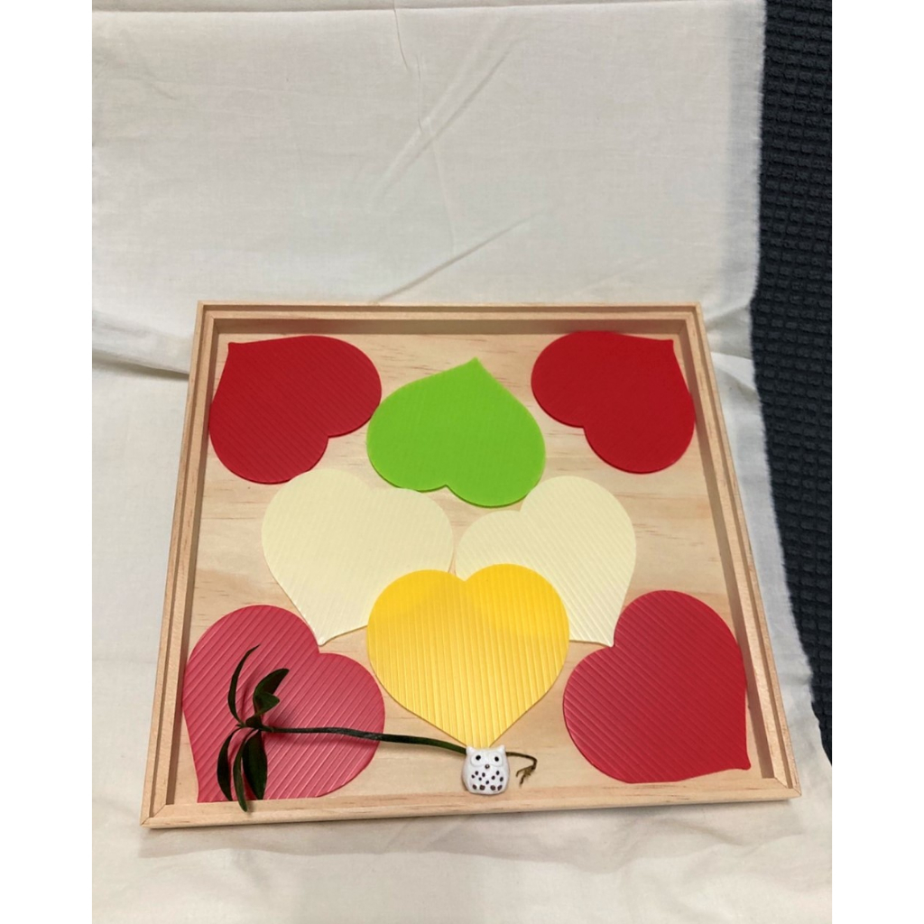 造型PP小瓦楞板~愛心形狀40片/120元(紅色、米色、綠色、黃色四色綜合)