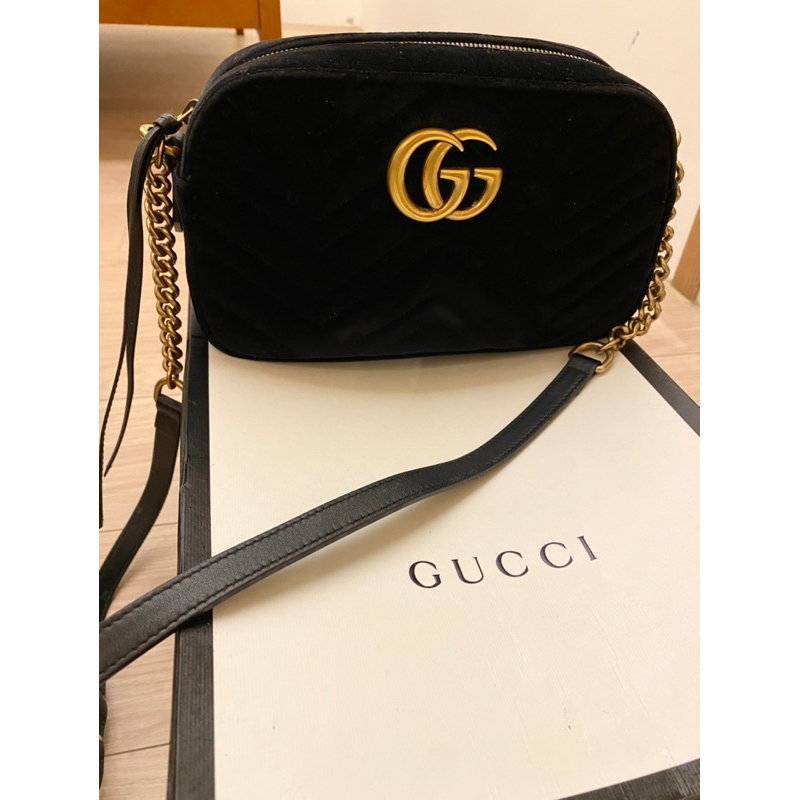 二手正品～GUCCI絨布黑色相機包～內含購買證明、盒子及防塵袋