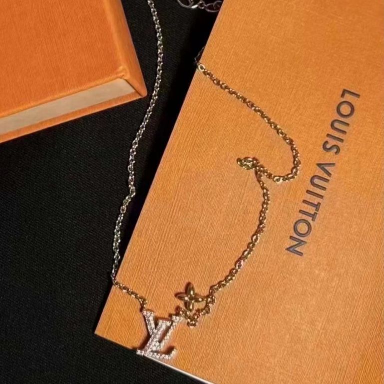 Shop Louis Vuitton ALMA Essential v stud earrings (M68153, M63208