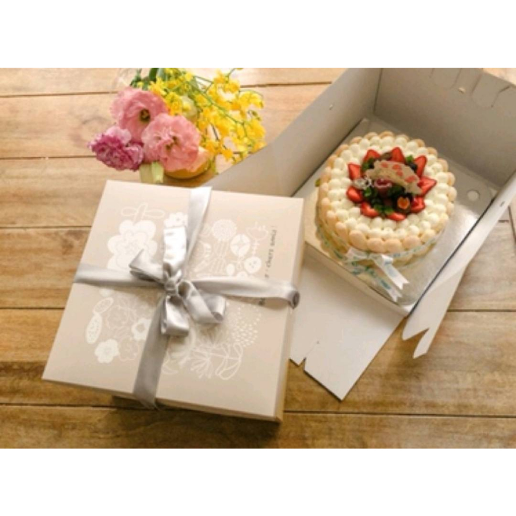 [五大超商] 甜蜜嫁衣 大八吋增高手提蛋糕盒 緞帶蛋糕盒 蛋糕盒