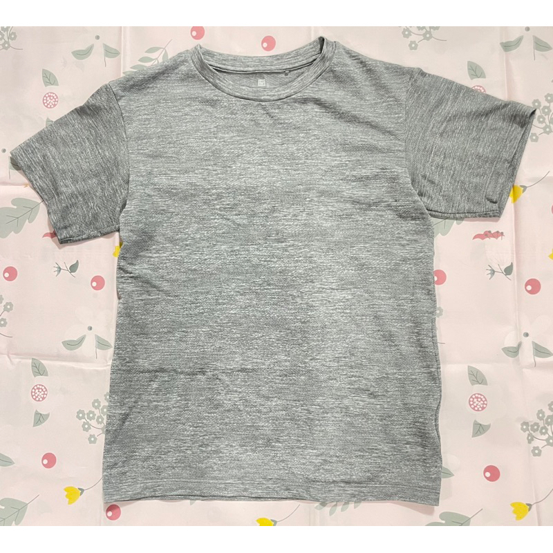 uniqlo 童排汗衣/150（已訂、勿下單）