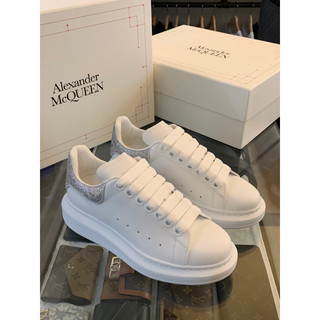 Limit精品✔️Alexander McQueen 經典銀色亮片尾跟設計 女生 紐約客 小白鞋 預購