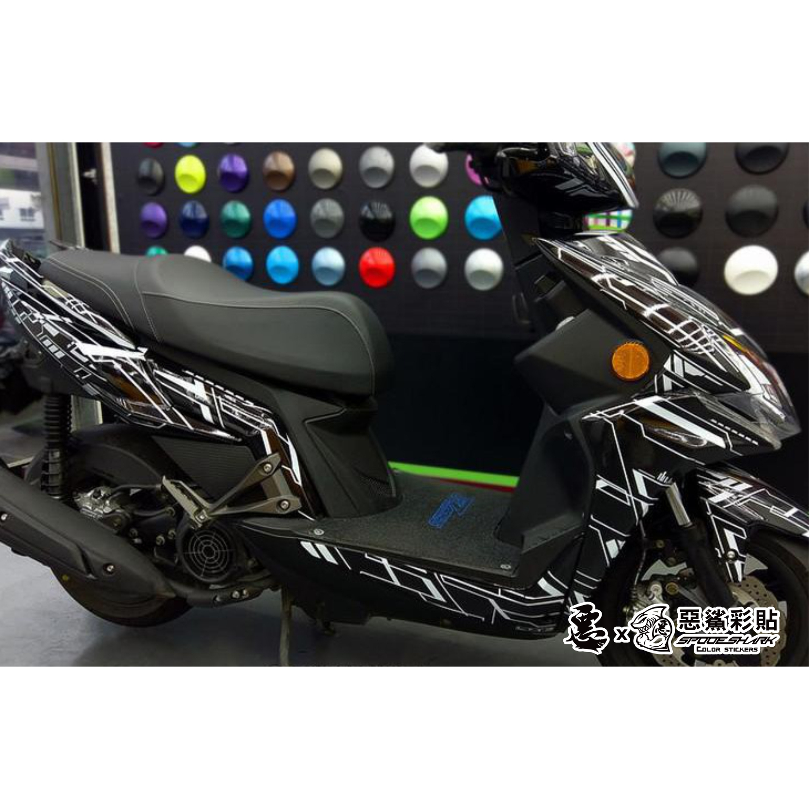 Racing MAN 雷霆 S150  (共6色)冷光電子 彩貼 彩繪 防刮 套組 車殼 保護 車膜 惡鯊彩貼