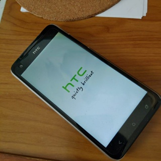 HTC 蝴蝶機 智慧型手機 手機 長輩機 HTC