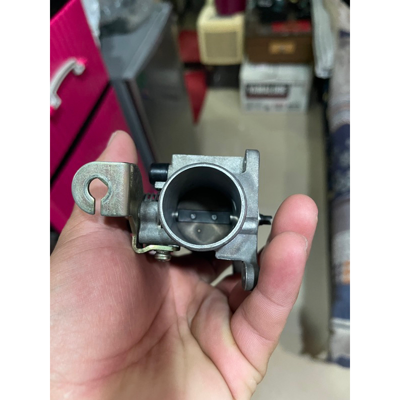 many110原廠節流閥（拋光處理過）功能正常（二手）