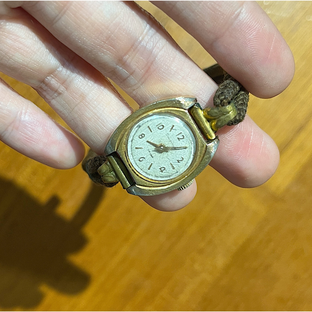 法國 LIP 小錶面 橄欖綠繩索錶帶古董機械錶 發條手錶 機械手錶 優雅小錶面 功能正常
