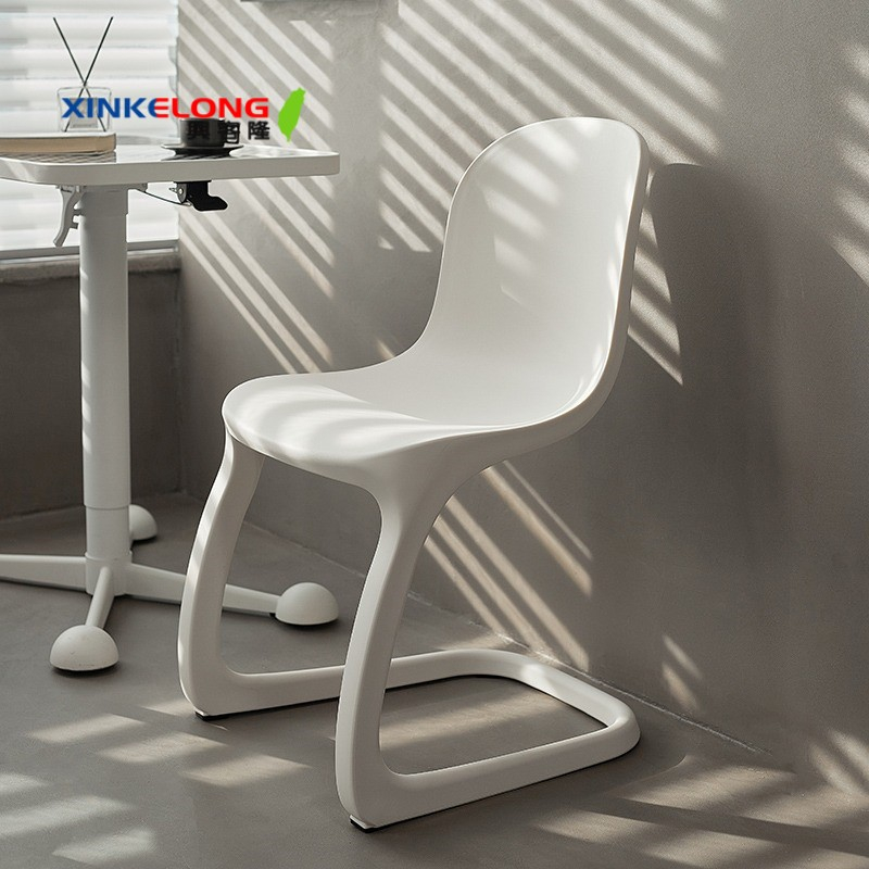 興客隆 椅子 靠背椅 餐桌椅 北歐 設計師 創意 塑料 簡約 椅凳 化妝椅  559