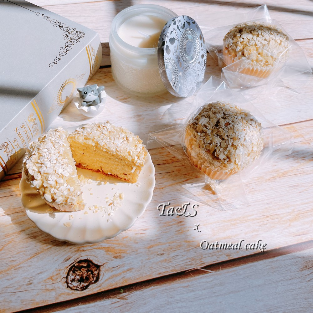 【Ta&amp;S】燕麥小蛋糕 Oatmeal cake 2入單裝／4入盒裝 迷你小蛋糕 手工蛋糕 燕麥蛋糕 穀物蛋糕