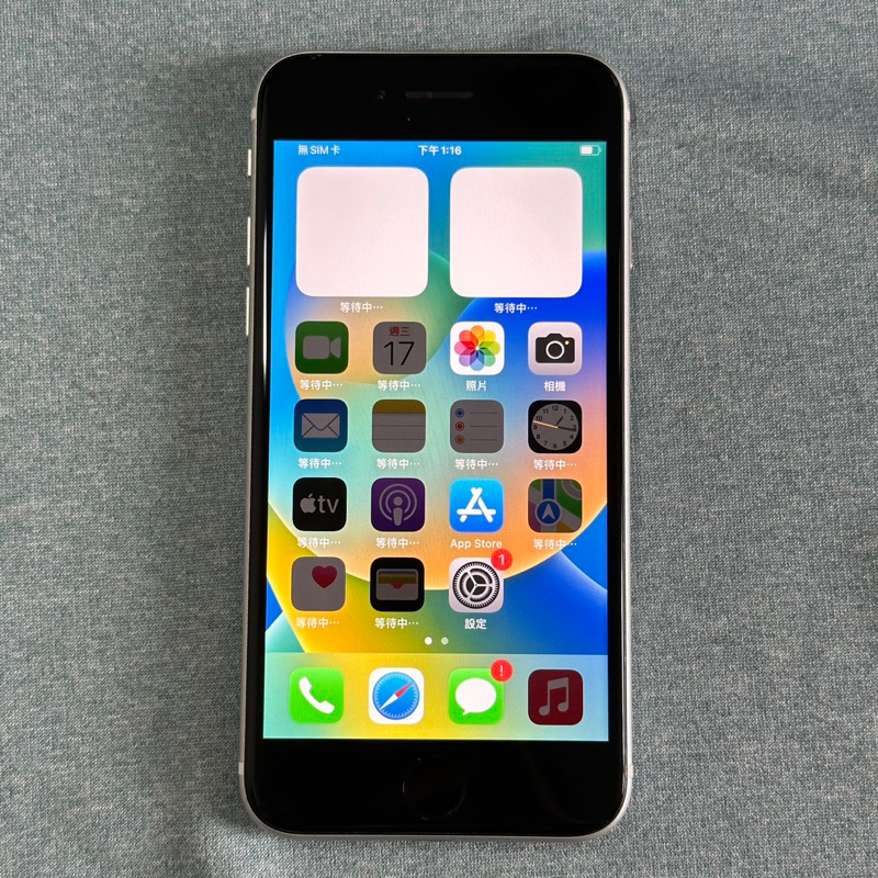 iPhone SE 2 64G 白 無傷 功能正常 二手 IPhonese2 se2 4.7吋 蘋果 apple 台中