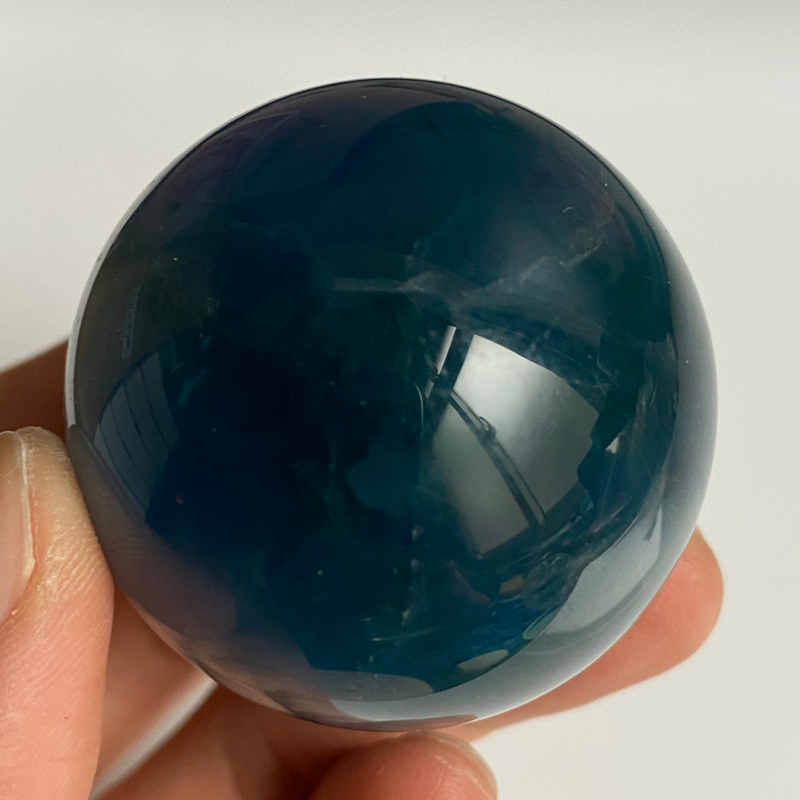 《奇幻晶球》🔥特價🔥 藍綠螢石球 藍螢石 綠螢石 水晶球 帶冰裂痕 表面光滑 46.3mm