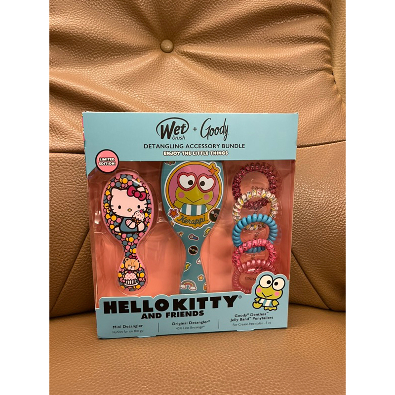 Wet Brush   Hello Kitty梳子髮束組一組 649元—可超商取貨付款