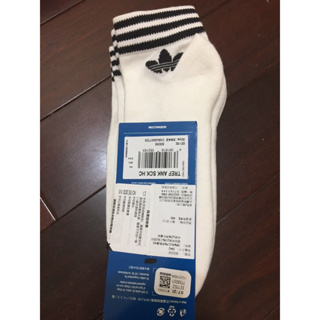 adidas 愛迪達 襪子 短襪 裸襪 運動襪 籃球襪 白襪 白色 條紋 三葉草 EE1152 三入裝