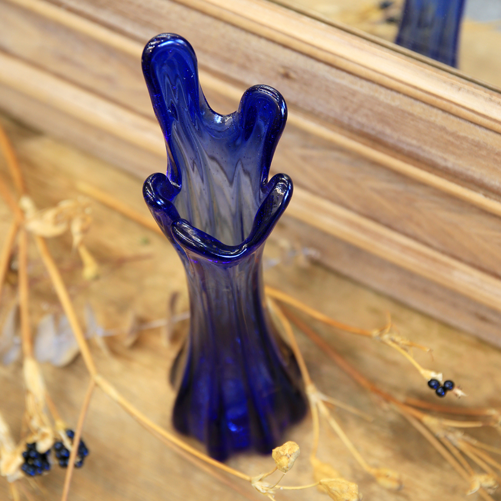 老件.早期藍色五爪花瓶.手工玻璃.老花器