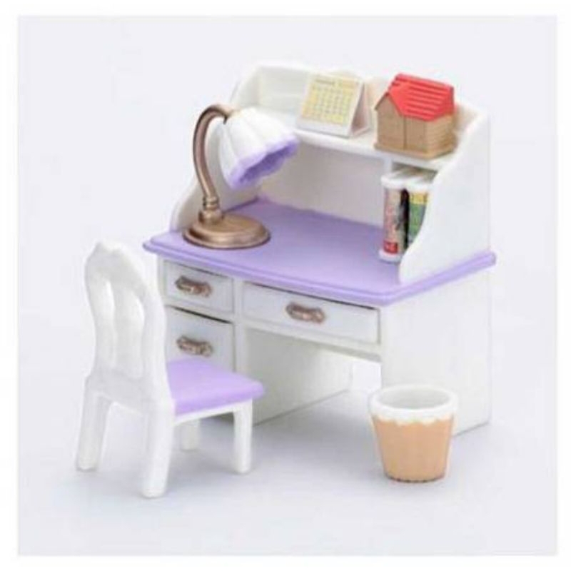 森林家族【現貨 可刷卡】薰衣草紫色書桌組   含:紫色枱燈、書桌、椅子、書本......  白色書桌