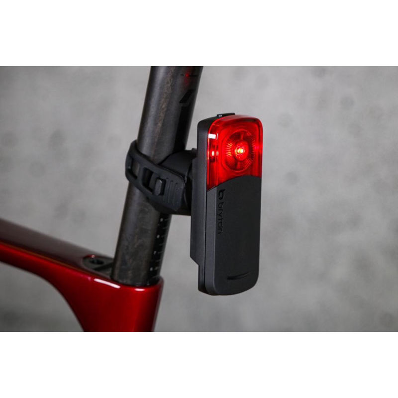 現貨供應🎊 Bryton Gardia R300L 自行車 智慧雷達尾燈 感應後方車燈