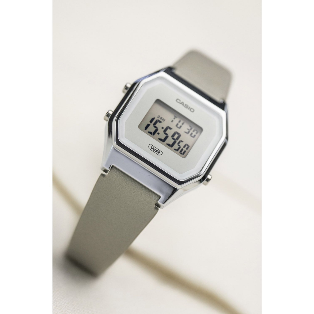 【金台鐘錶】CASIO卡西歐 (女錶) 數字電子 (灰x銀) 復古型 LED照明 LA680WEL-8