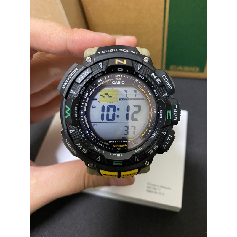 [二手免運］CASIO PRG-240-5DR太陽能專業登山錶,溫度高度,氣壓,方位