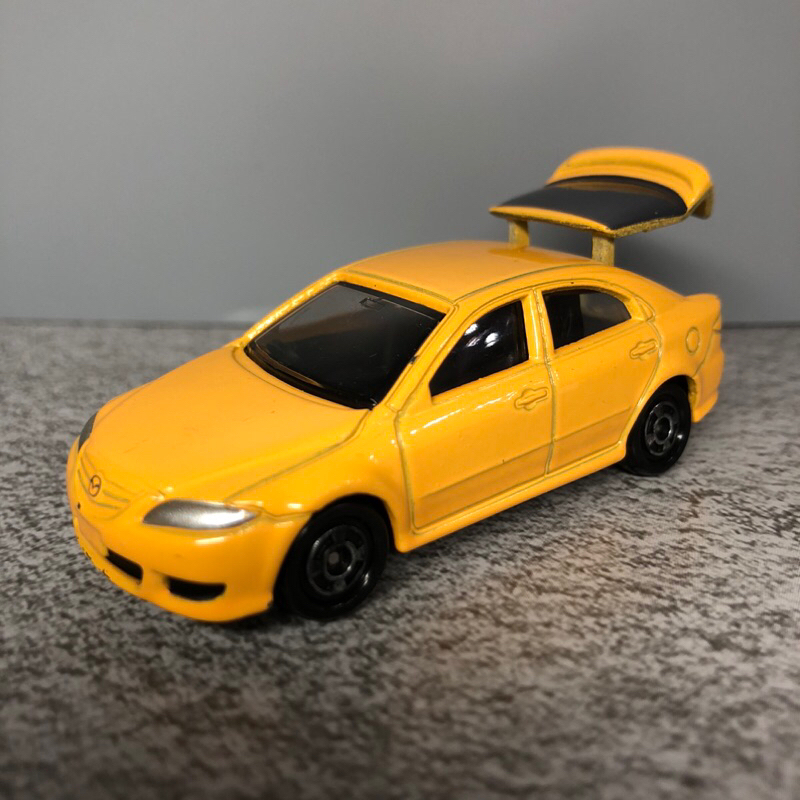 Tomica 16 Mazda atenza