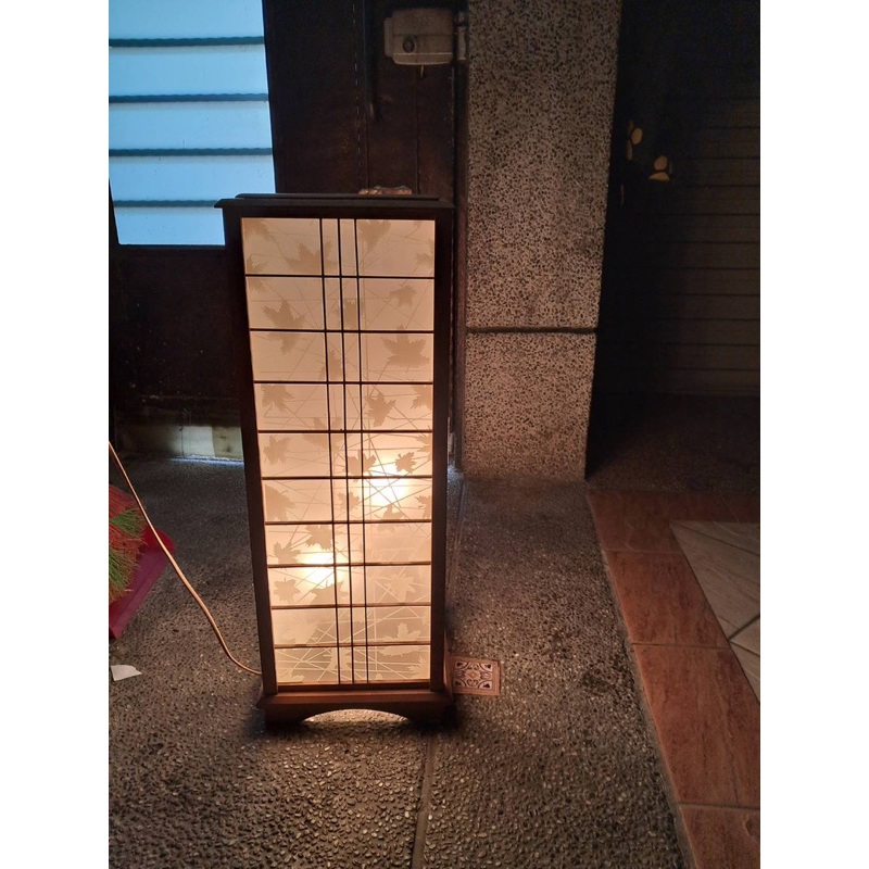二手！日式風格立燈 居家裝飾 溫馨家具 裝潢擺設 直立燈具