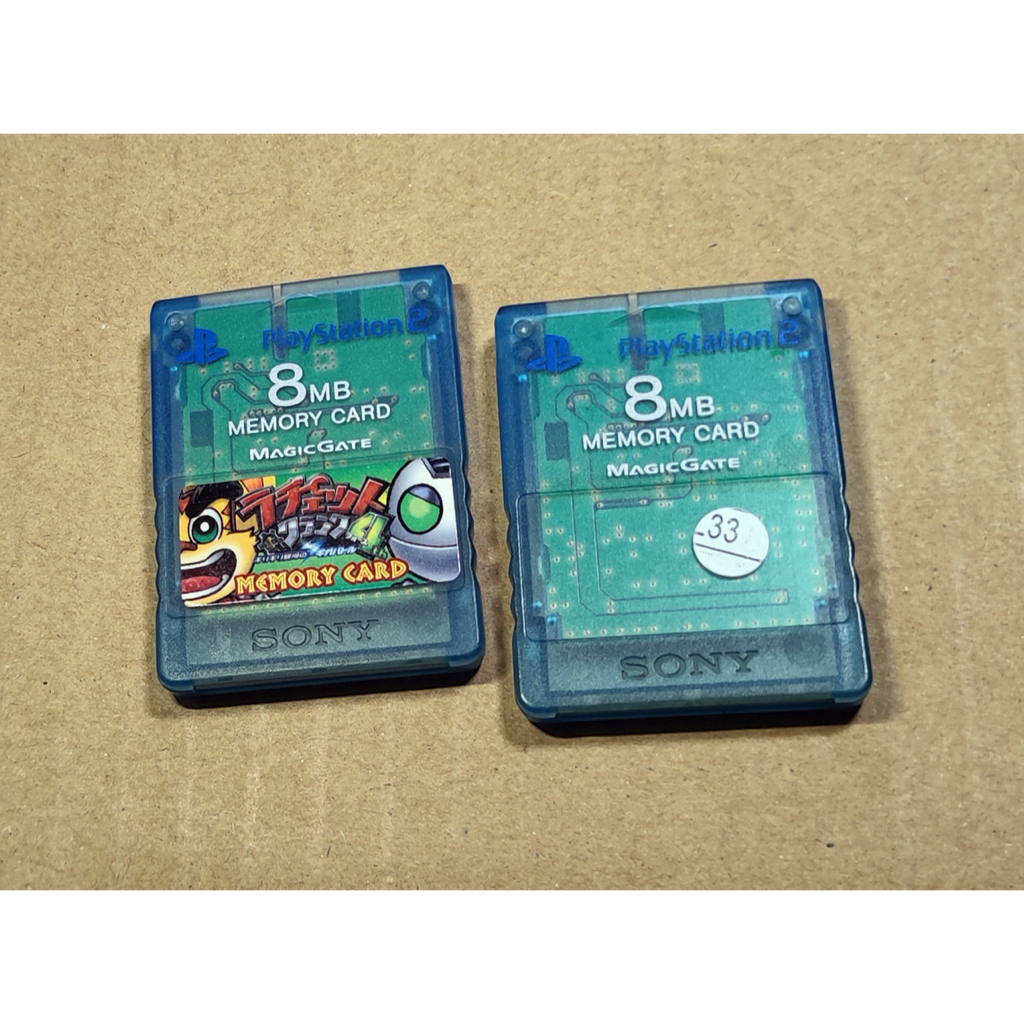 PS2日版週邊- 原廠記憶卡，透藍色2片一起，款式請見圖（7-11取貨付款）