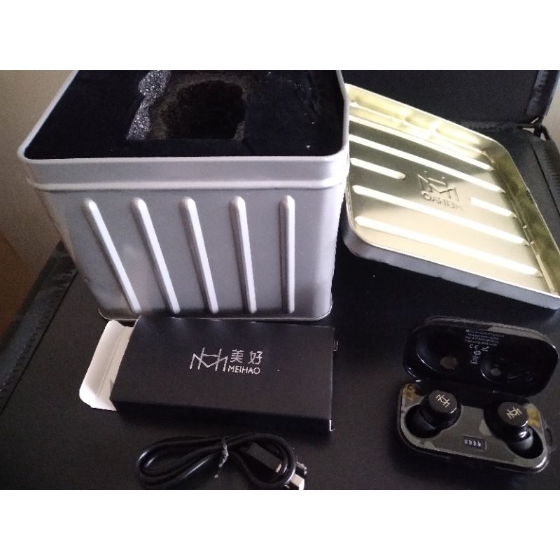 全新 藍牙耳機 美好 mh9201 出清 實拍 有拆開拍照過 3C產品 行李箱造型 黑色 外包裝長方形貨櫃 灰色 充電線