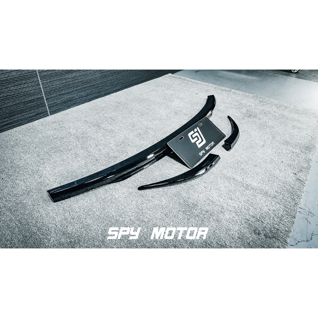 【SPY MOTOR】保時捷 Porsche Macan 95b 鋼琴黑三段式尾翼