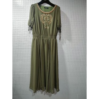 軍綠色/刺繡串珠/洋裝/Size：L/質感很好/適合宴會/婚宴生日party禮服 Cosplay（近全新）