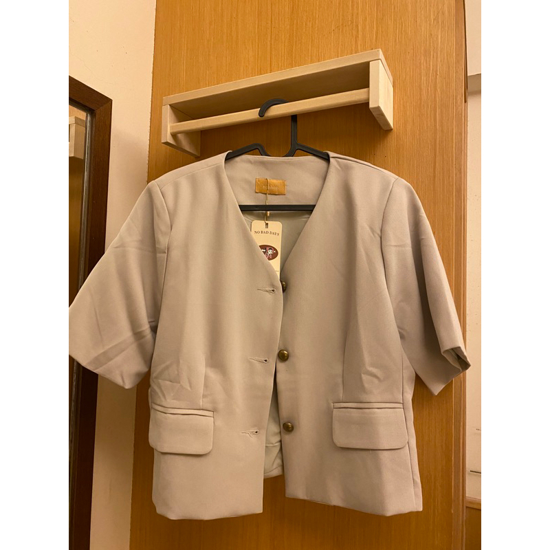 roshop銅釦短袖西裝外套（已保留Kelly）