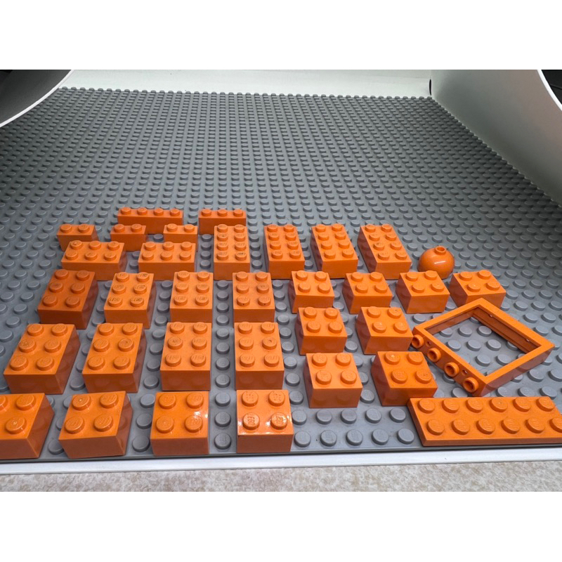 Lego 橘色零件包 約50g(二手）