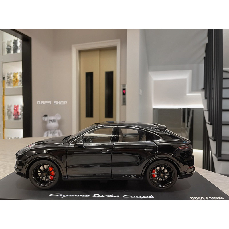 1/18 Porsche Cayenne Coupe S 保時捷模型車 全球限量版 保時捷周邊 全新品現貨 房間擺設