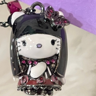 日本進口鐵製品Hello Kitty跟名牌設計師Anna Sui 聯名款項鍊（日本國內限量）類似景泰藍鑄鐵長項鍊夢幻逸品
