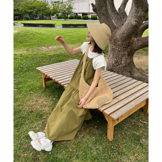 oO 奶油屋 Oo日本品牌HINARI大人氣芥末橄欖綠色蛋糕連身背心裙
